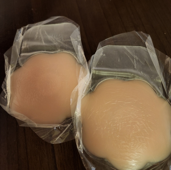 Strapless bra pasties - Picture 4 of 4